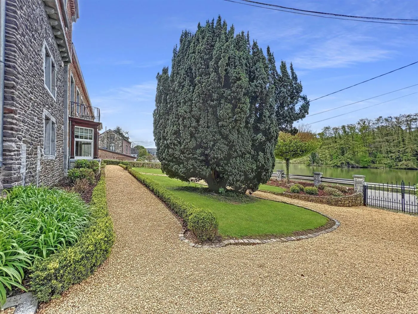 IMMEUBLE DE PRESTIGE