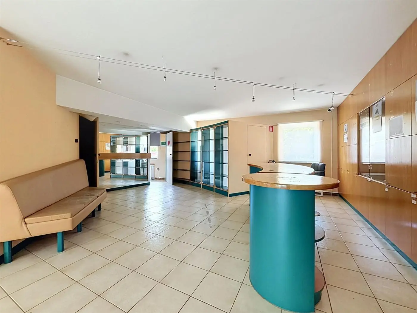 Commerce-Bureaux-Rapport